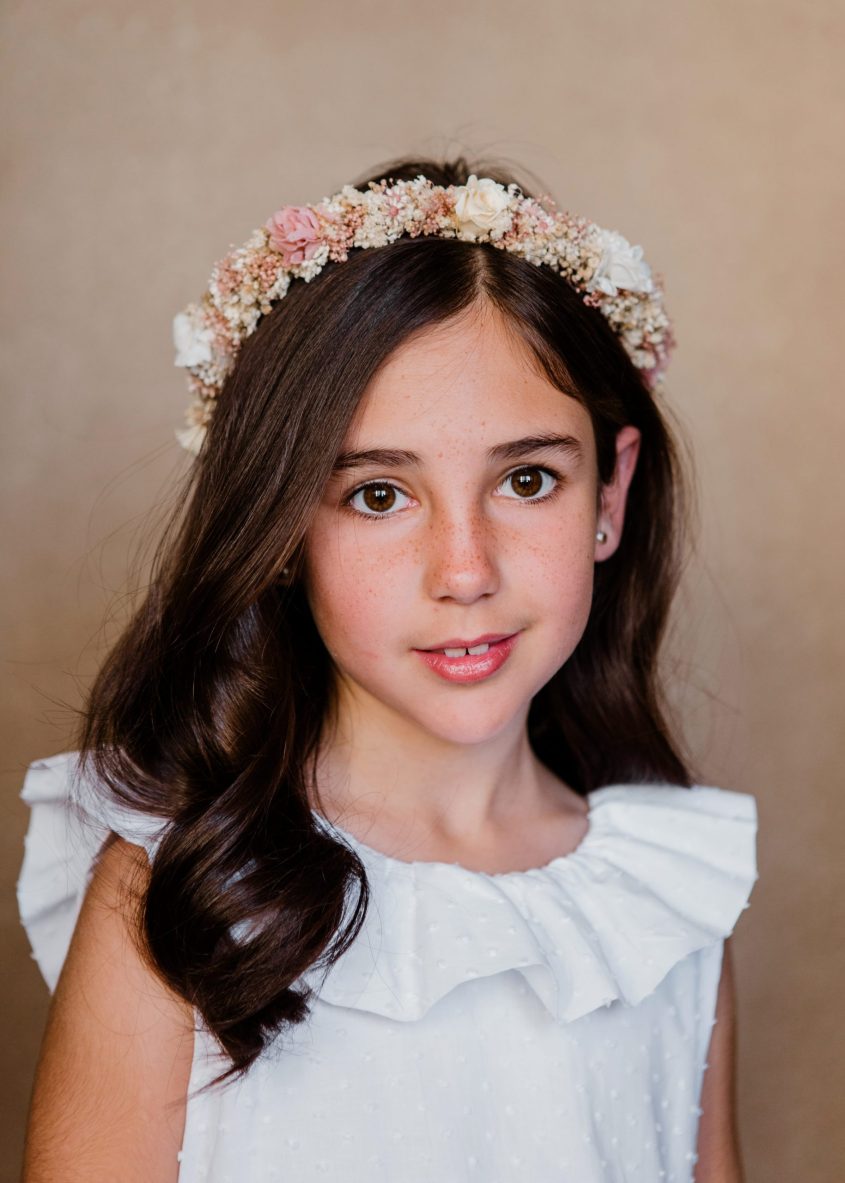 Corona flores preservadas niña - Romántica - Camomile Bouquet min (7)