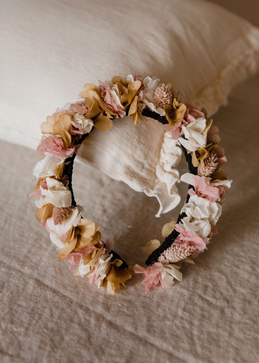 Diadema flores preservadas niña - Hortensias - Camomile Bouquet (5)-min