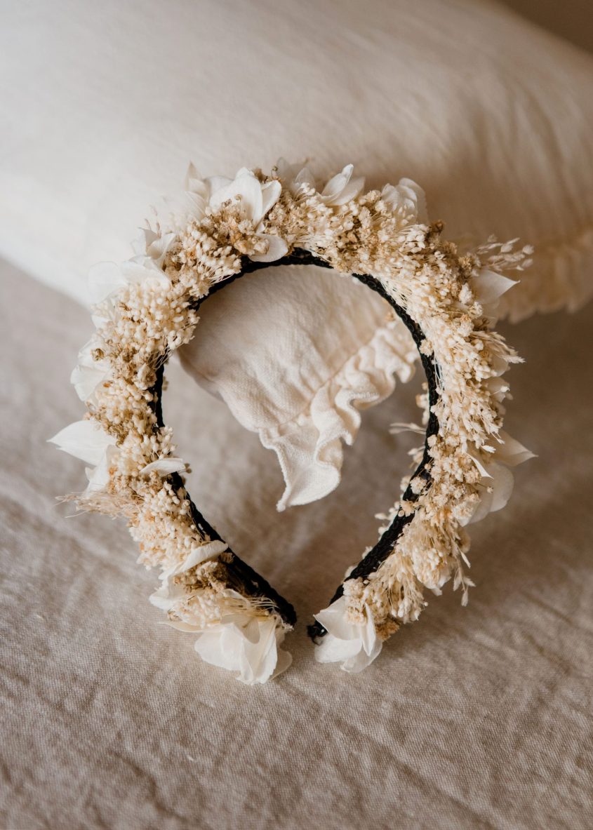 Diadema flores preservadas niña - Monocromática (5)-min