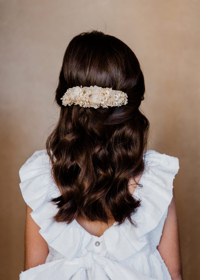 Semi corona de flores preservada niña - Camomile Bouquet (1)-min