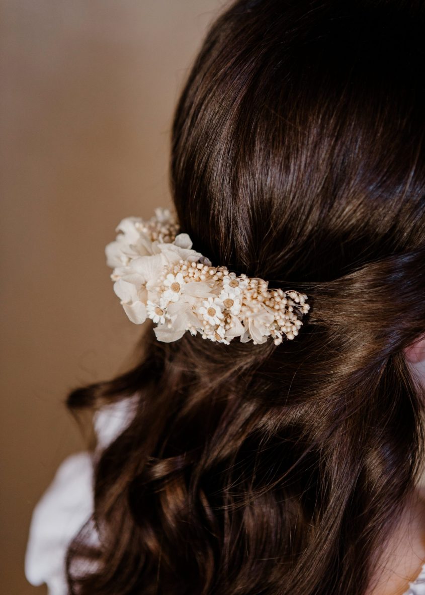 Semi corona de flores preservada niña - Camomile Bouquet (2)-min